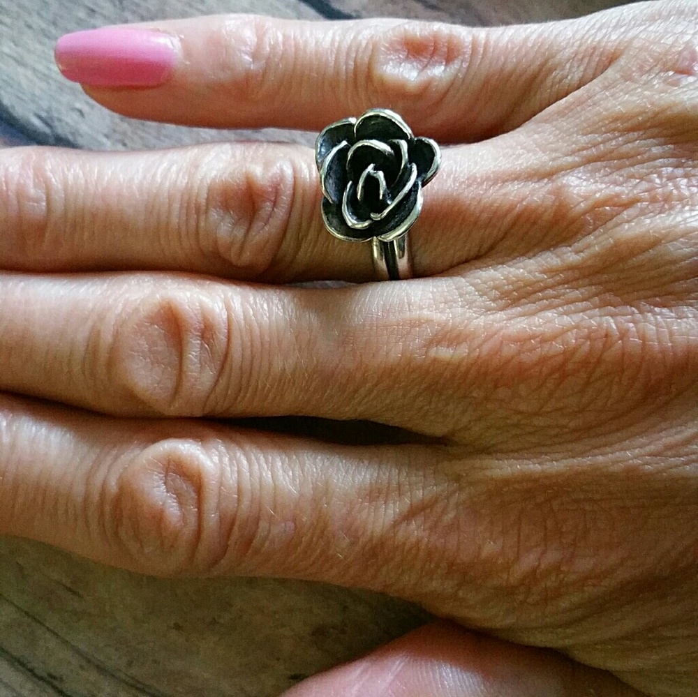 Rose ring